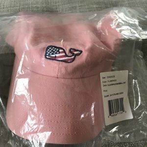 Vineyard vines pink hat